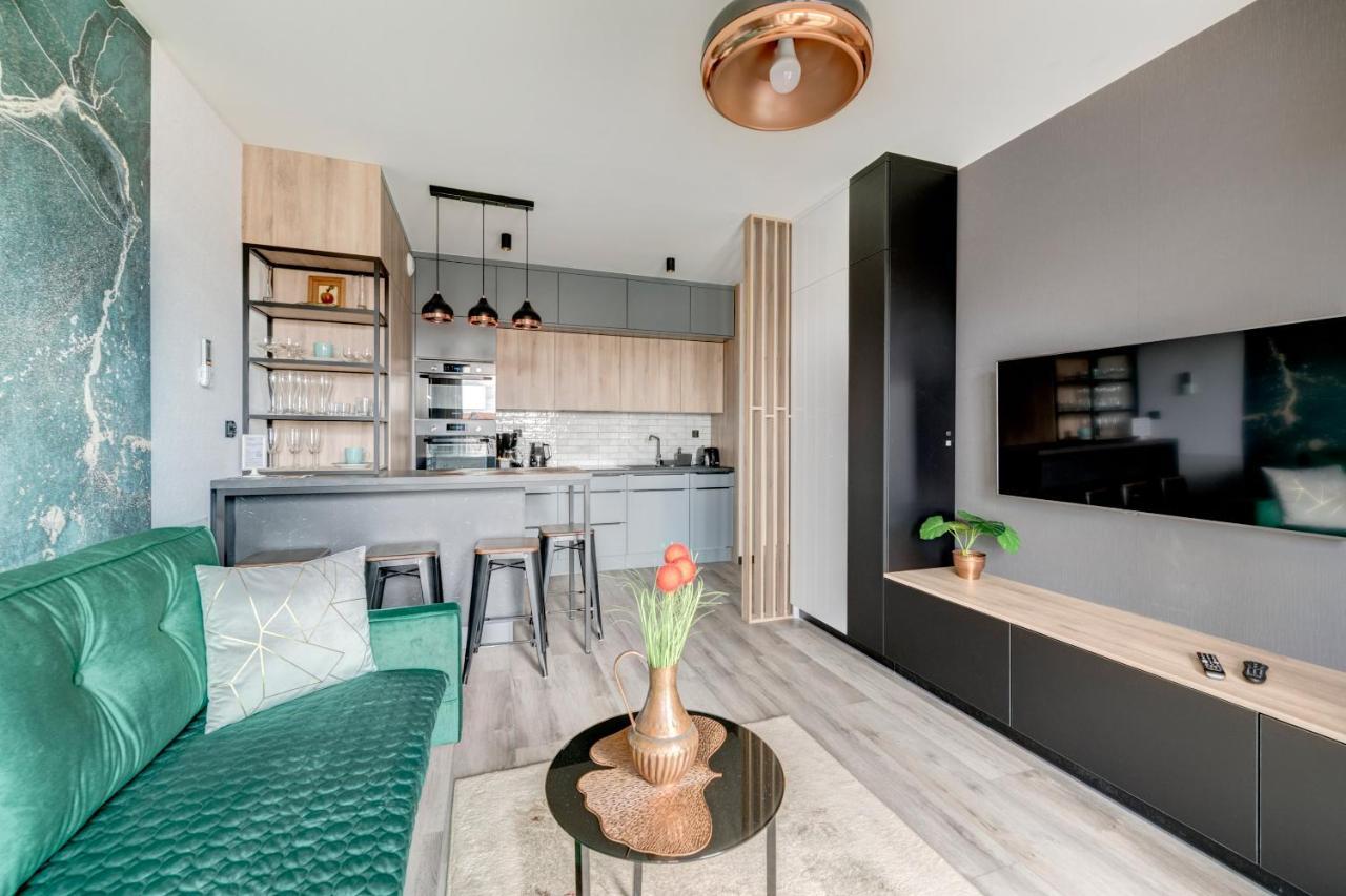 Live & Travel Apartments Grano Residence Гданск Екстериор снимка