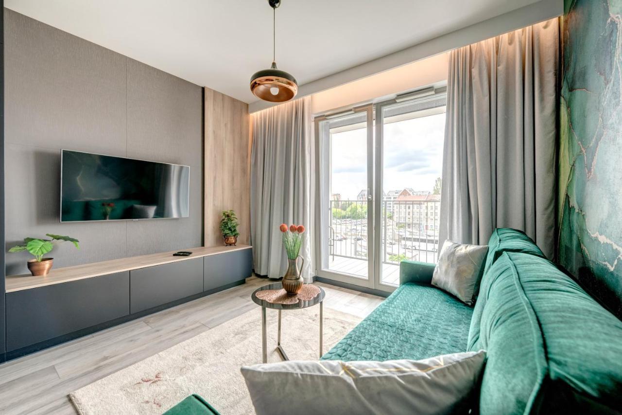 Live & Travel Apartments Grano Residence Гданск Екстериор снимка